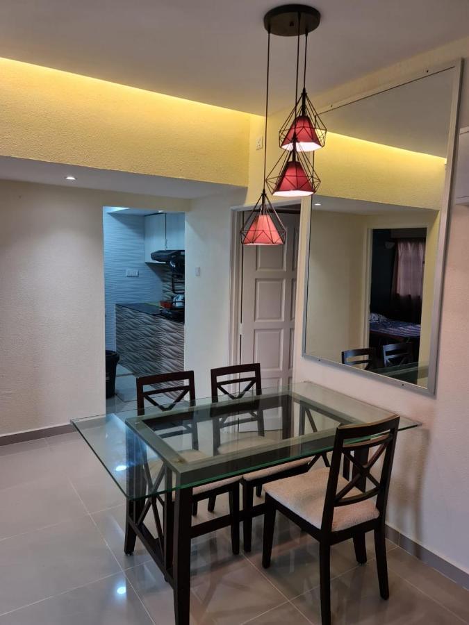 Sri Sayang Home Stay George Town Ngoại thất bức ảnh